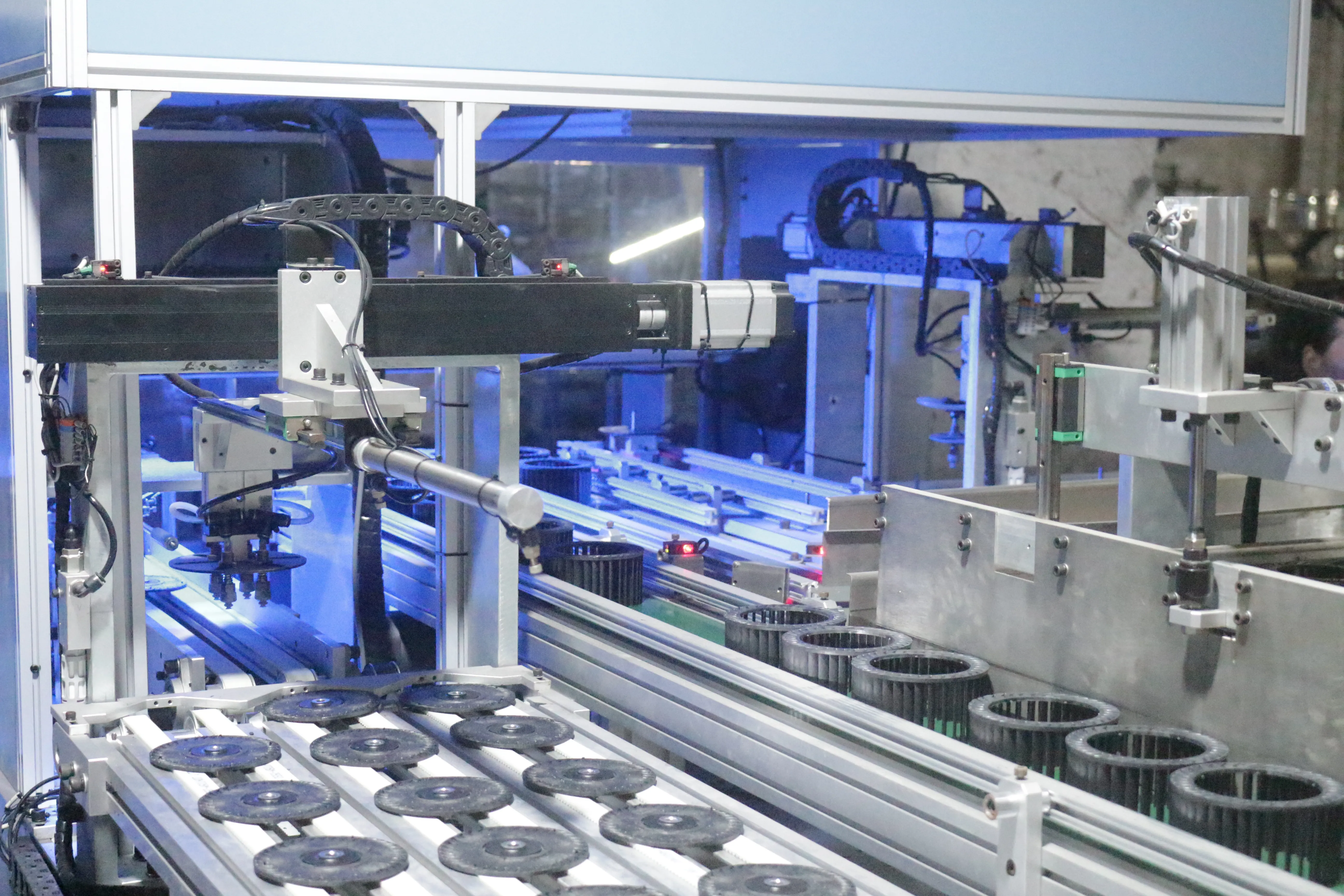 Plastic fan wheel assembly line at HUANGXI factory